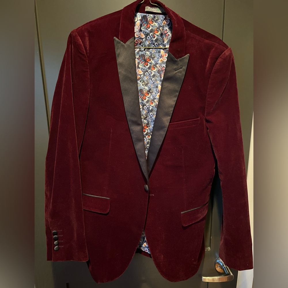 Paisley & Gray deep red velvet men’s blazer